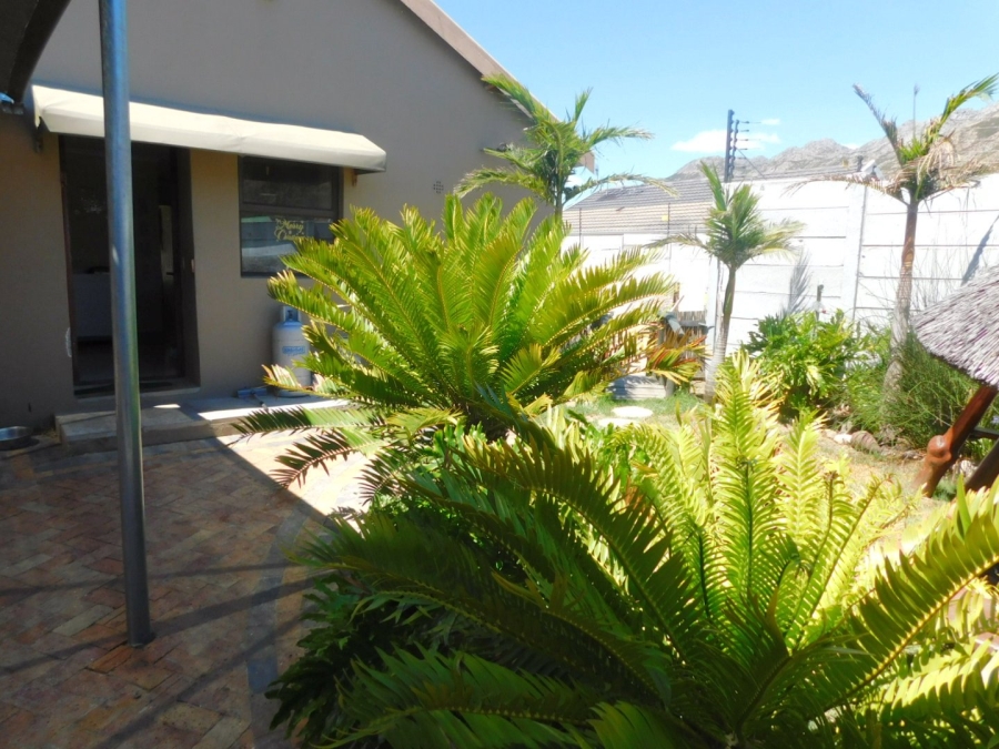 4 Bedroom Property for Sale in Anchorage Park Western Cape